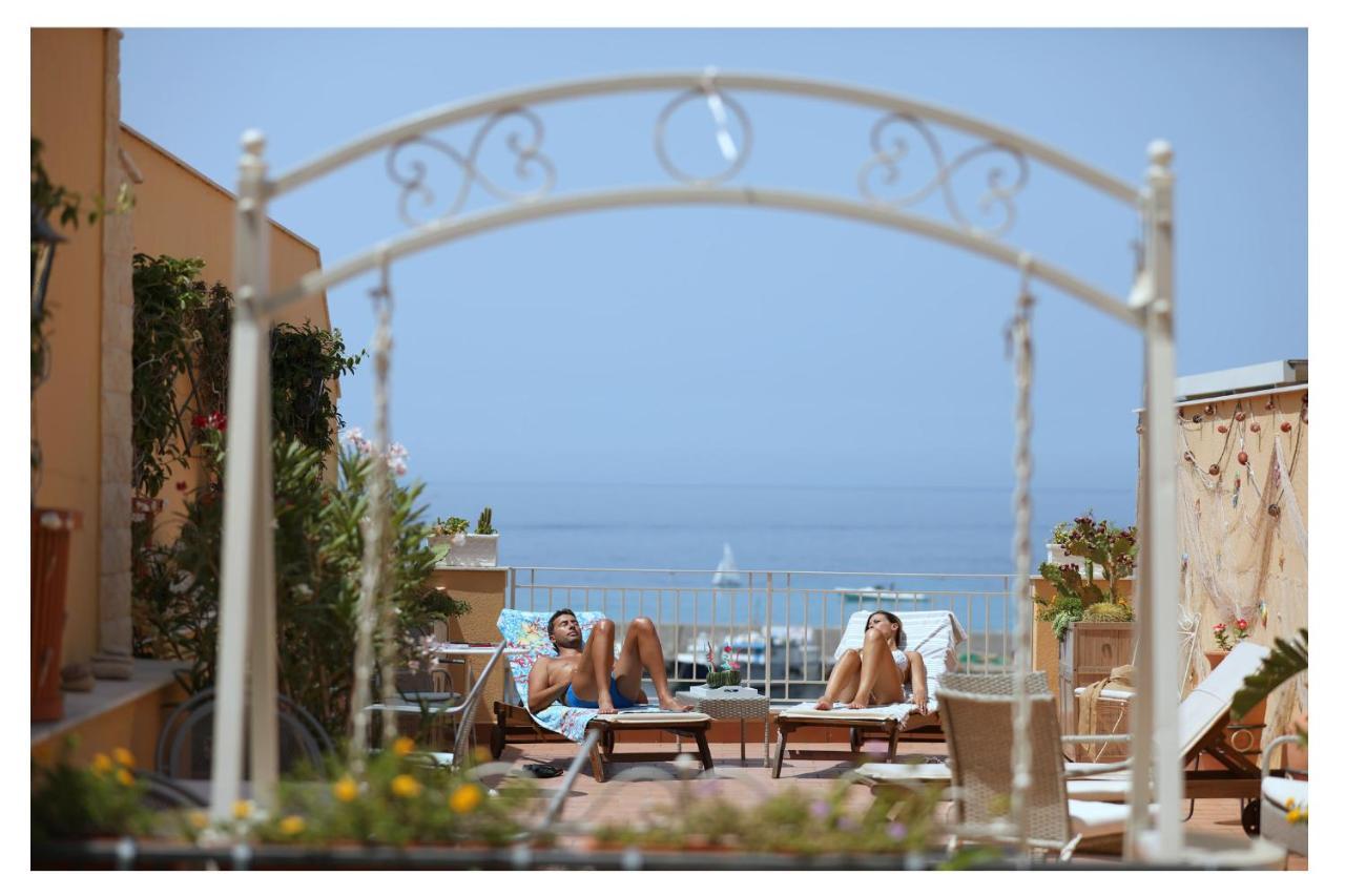 Palermo Mare Holidays Sferracavallo Buitenkant foto