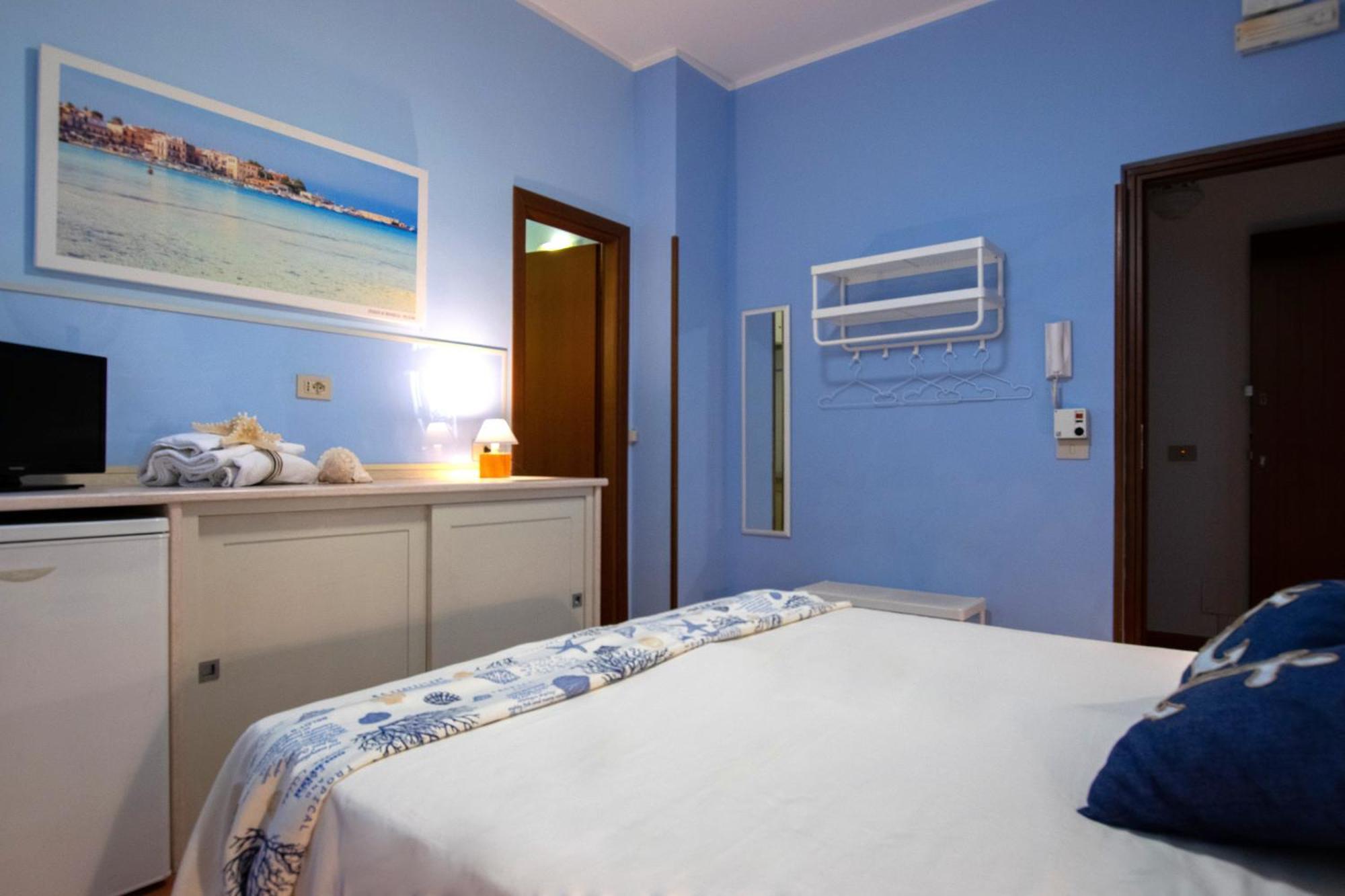 Palermo Mare Holidays Sferracavallo Kamer foto